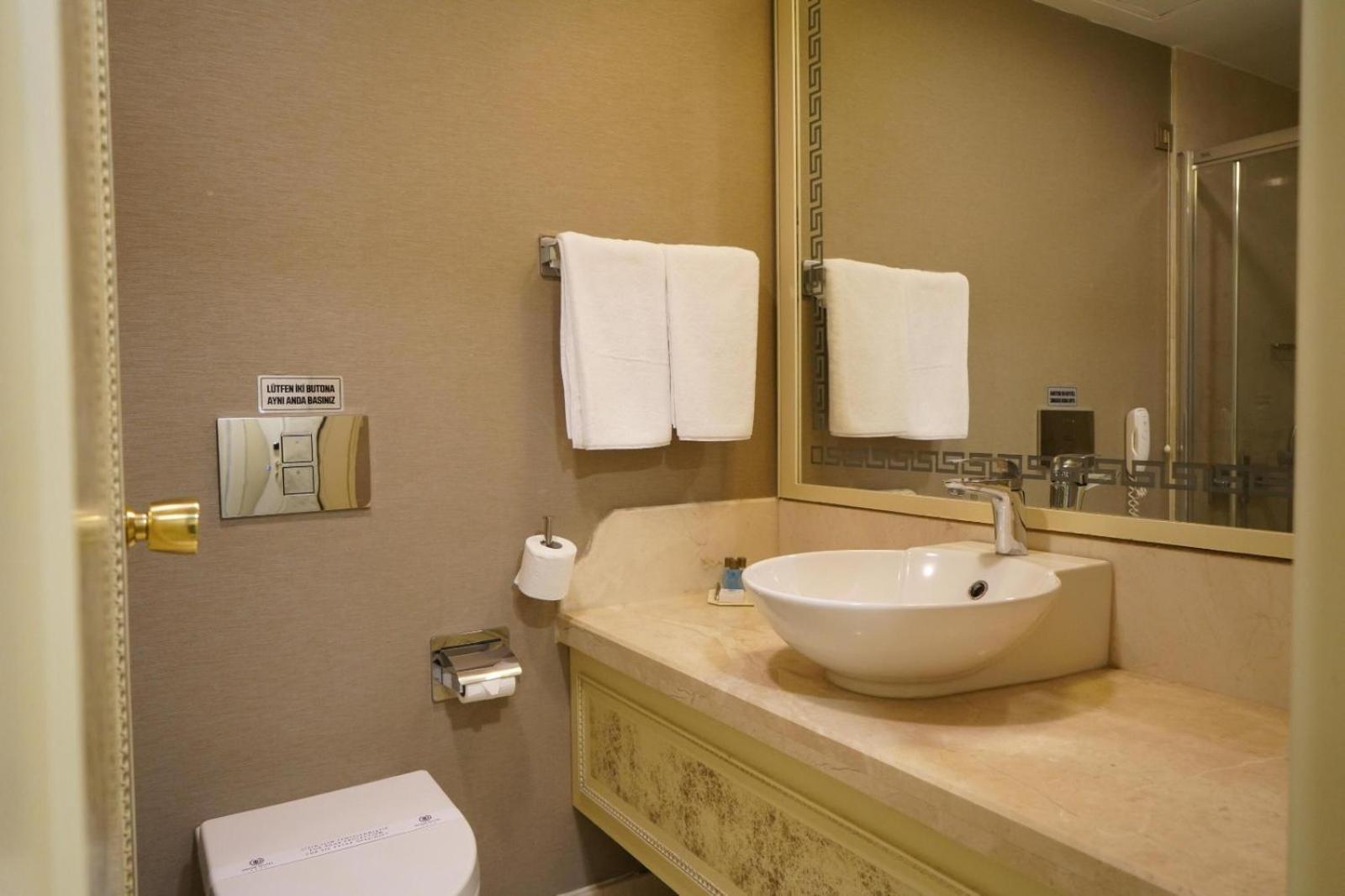 Demir Hotel Ντιγιαρμπακίρ Εξωτερικό φωτογραφία
