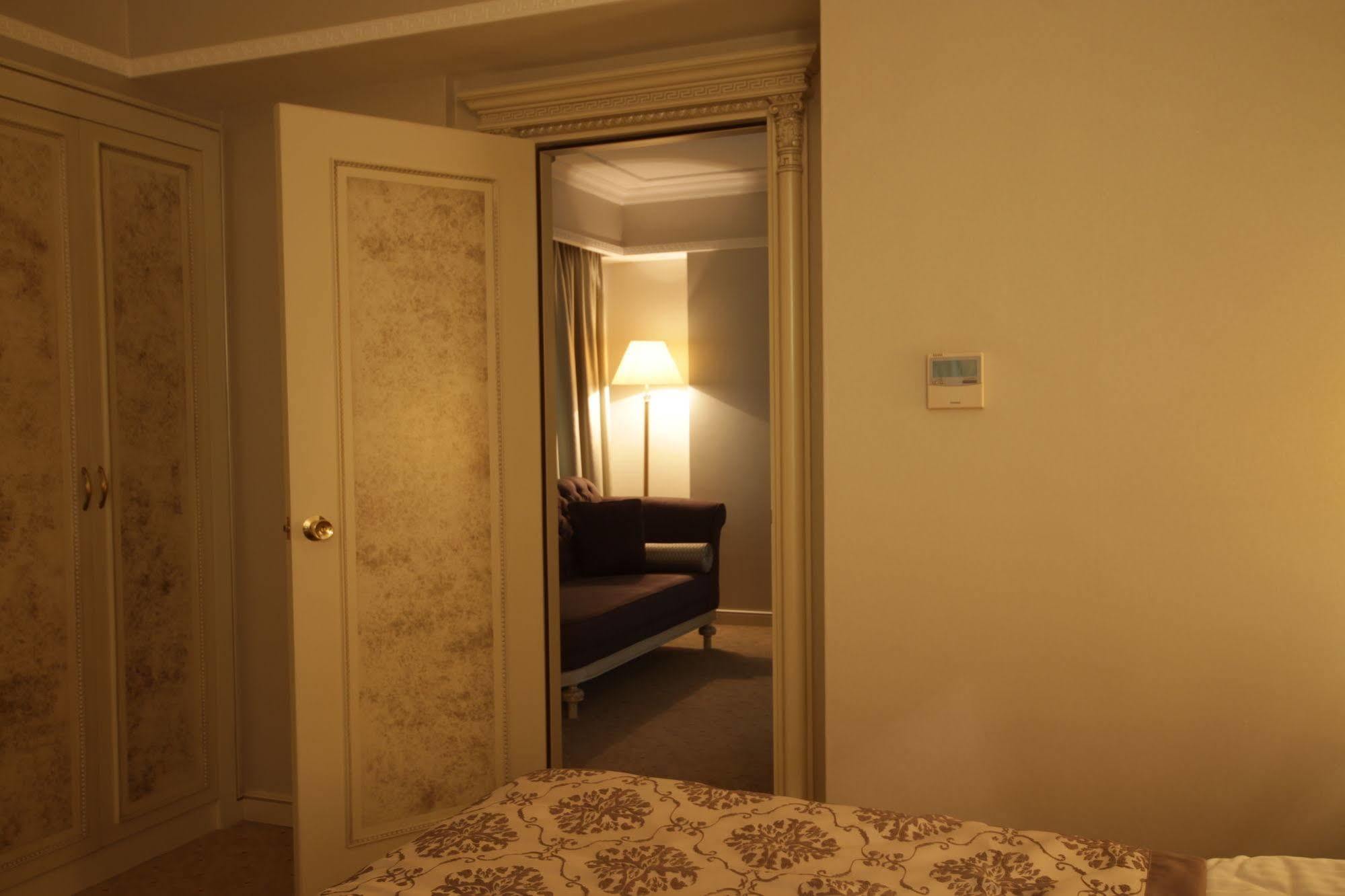 Demir Hotel Ντιγιαρμπακίρ Εξωτερικό φωτογραφία